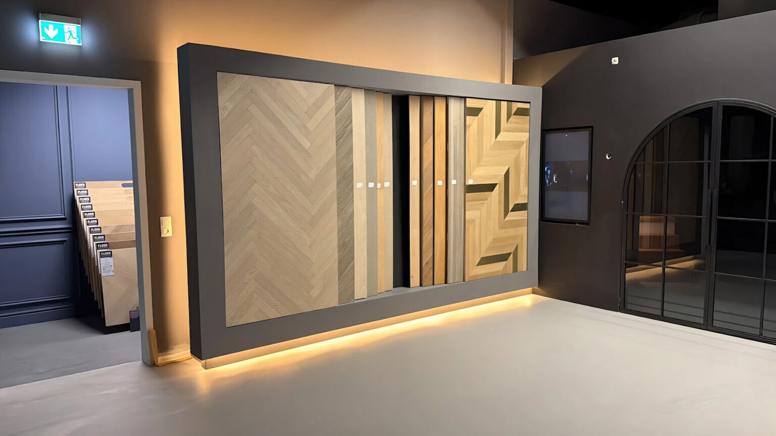 Parkettausstellung und Bodenbeläge im Showroom von Wippler Parkett in Friedrichsdorf bei Bad Homburg