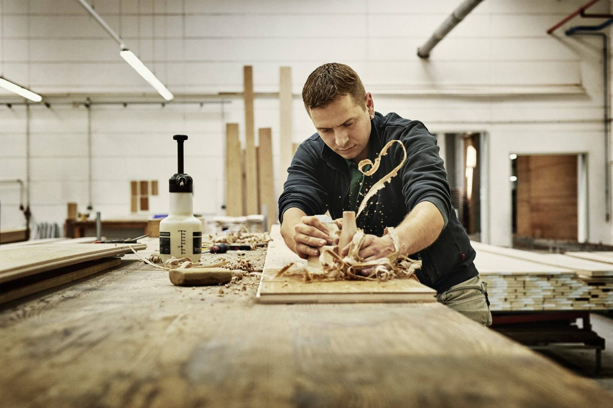Handarbeit in der Manufaktur von Schotten und Hansen in Peiting